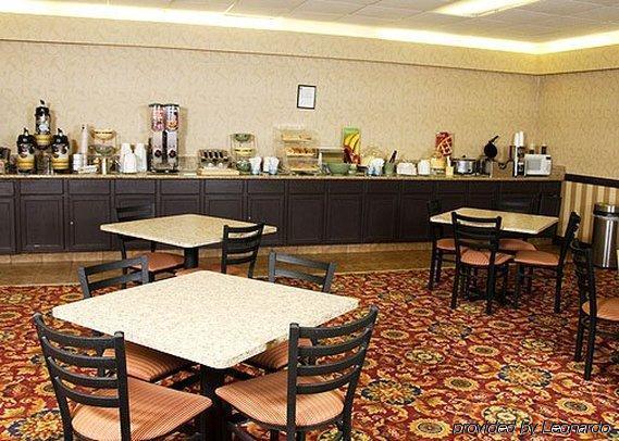 Baymont By Wyndham קוקומו מסעדה תמונה