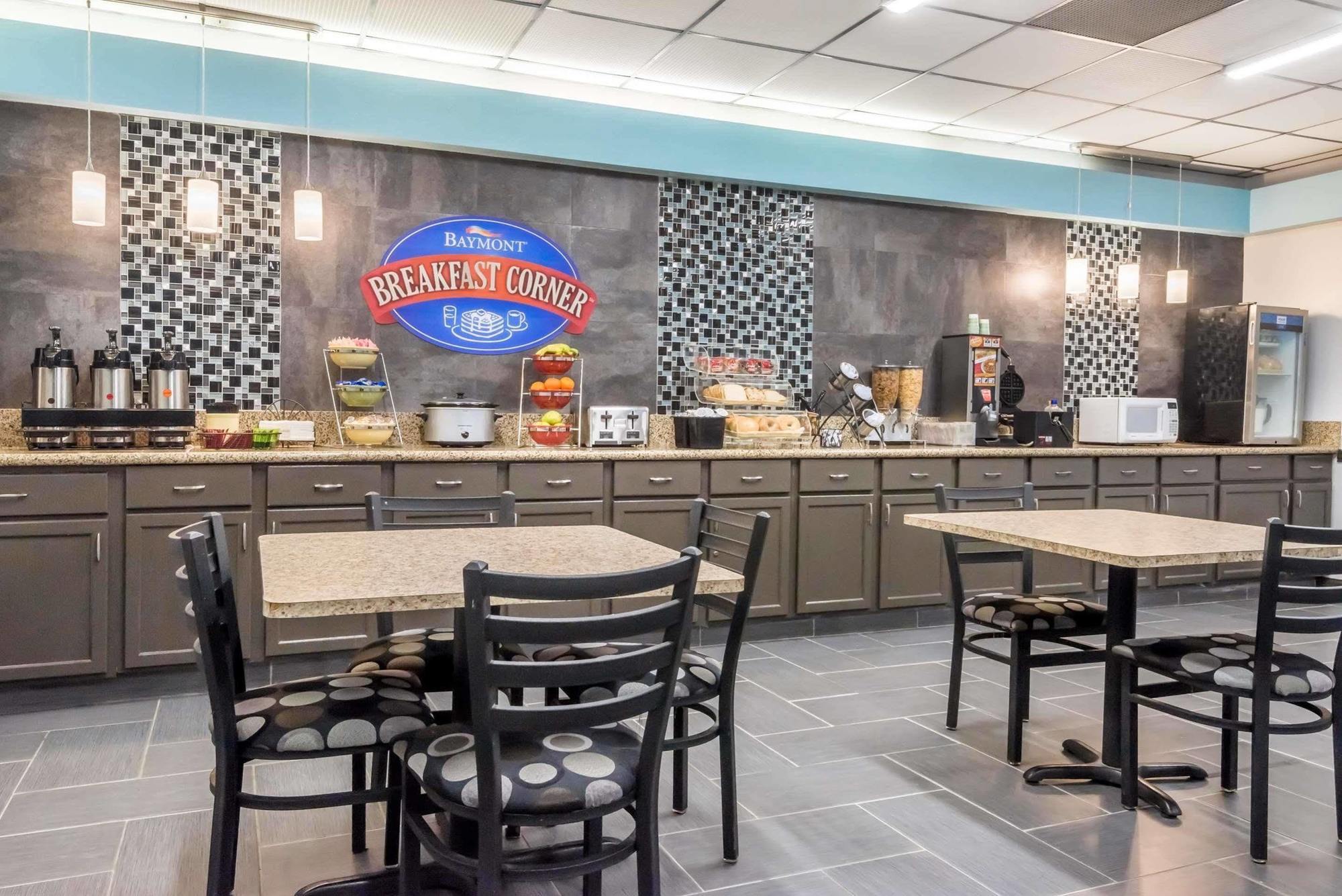 Baymont By Wyndham קוקומו מראה חיצוני תמונה